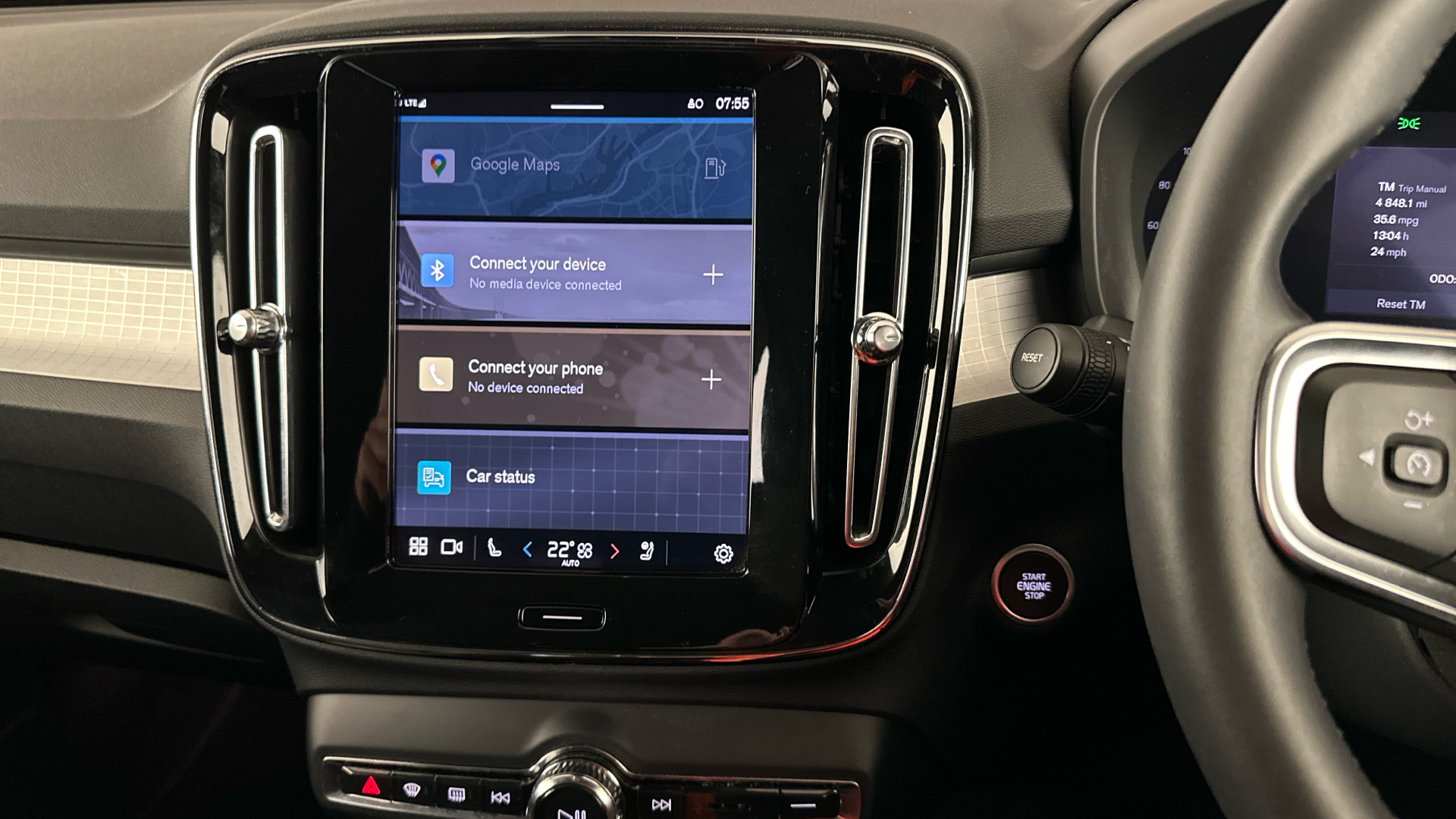 4049538 2.0 B3P Plus Dark 5dr Auto