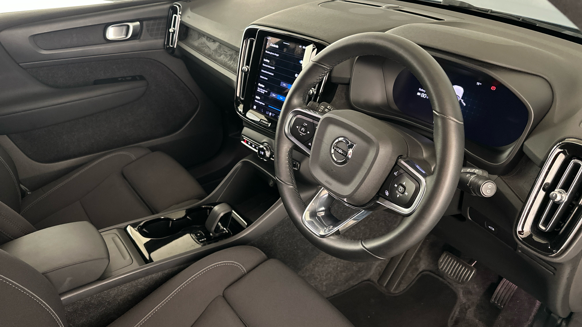 4020726 170kW Recharge Plus 69kWh 5dr Auto