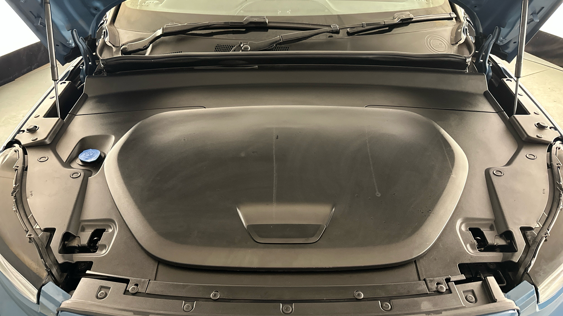 4020726 170kW Recharge Plus 69kWh 5dr Auto