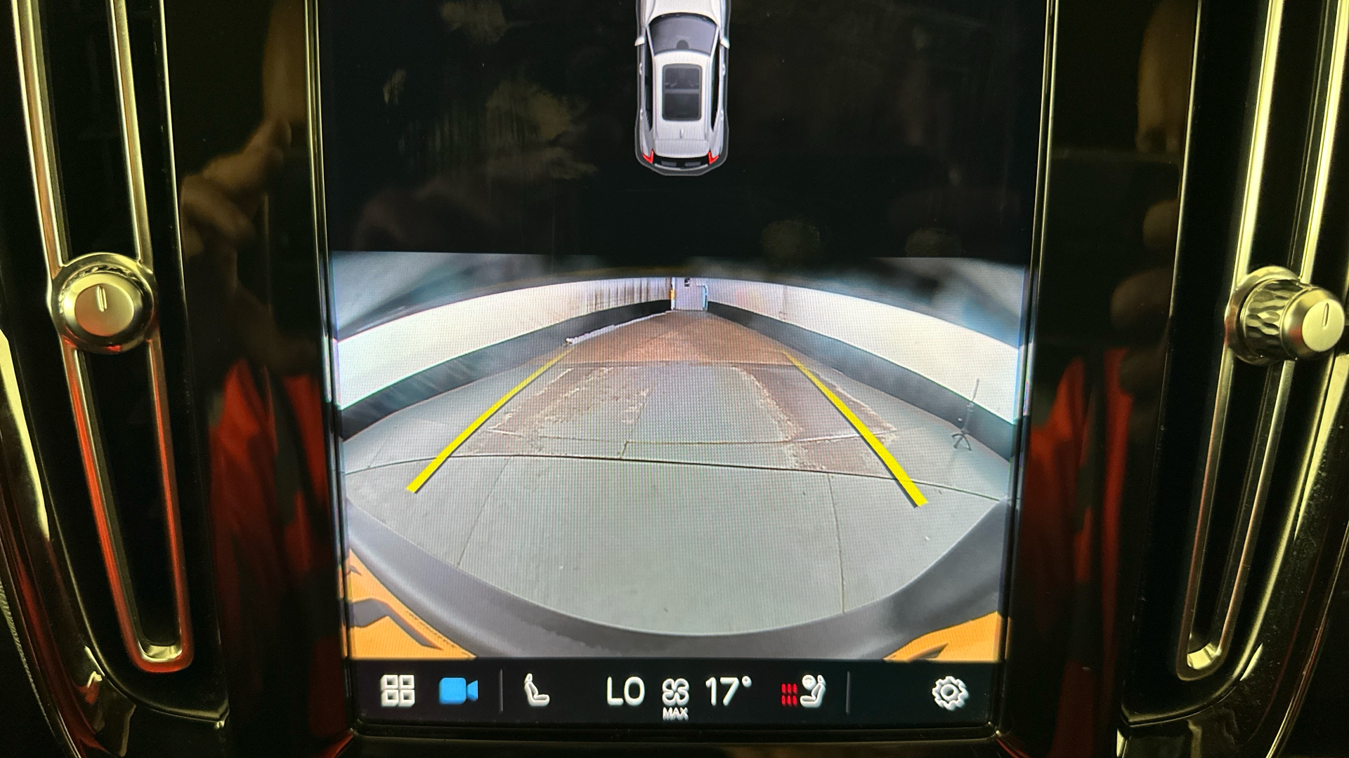 4020726 170kW Recharge Plus 69kWh 5dr Auto