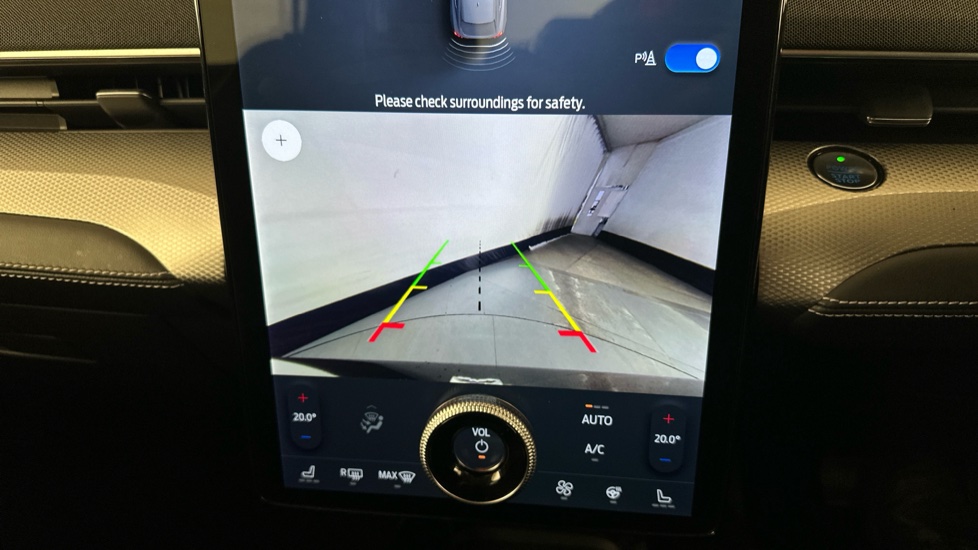 FORD MUSTANG MACH-E Image 23