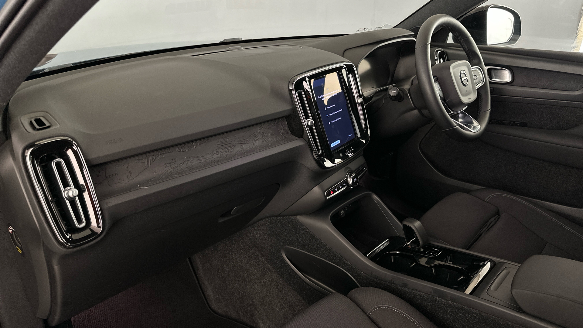 4020926 170kW Recharge Plus 69kWh 5dr Auto