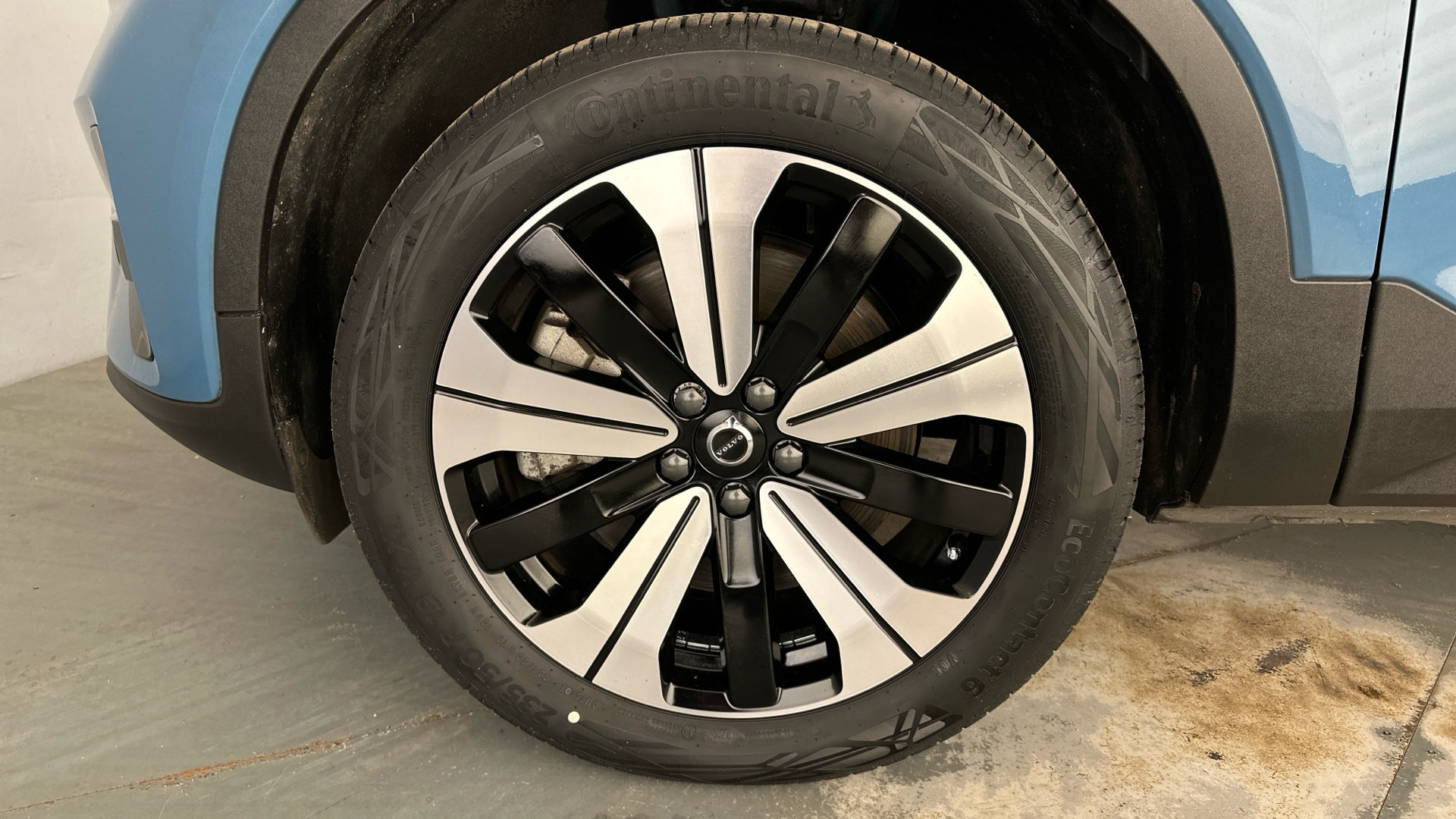 4020926 170kW Recharge Plus 69kWh 5dr Auto