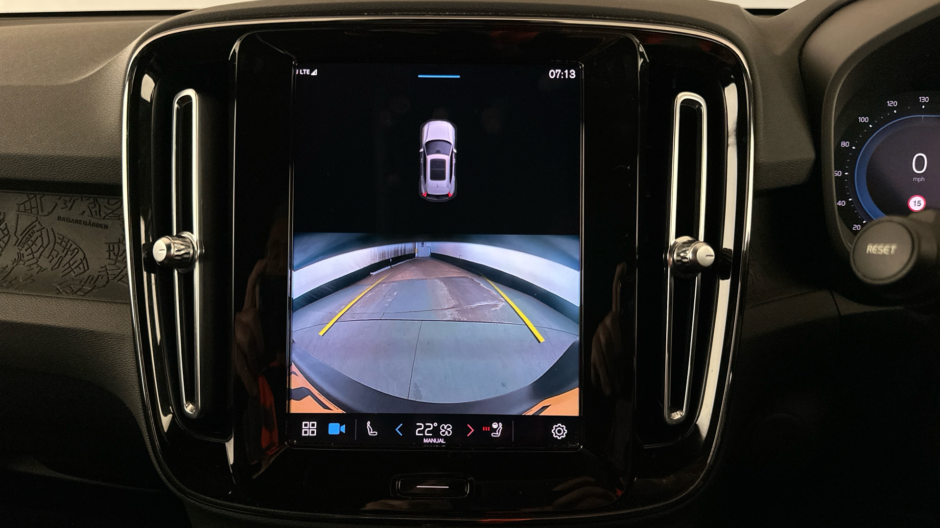 4020926 170kW Recharge Plus 69kWh 5dr Auto