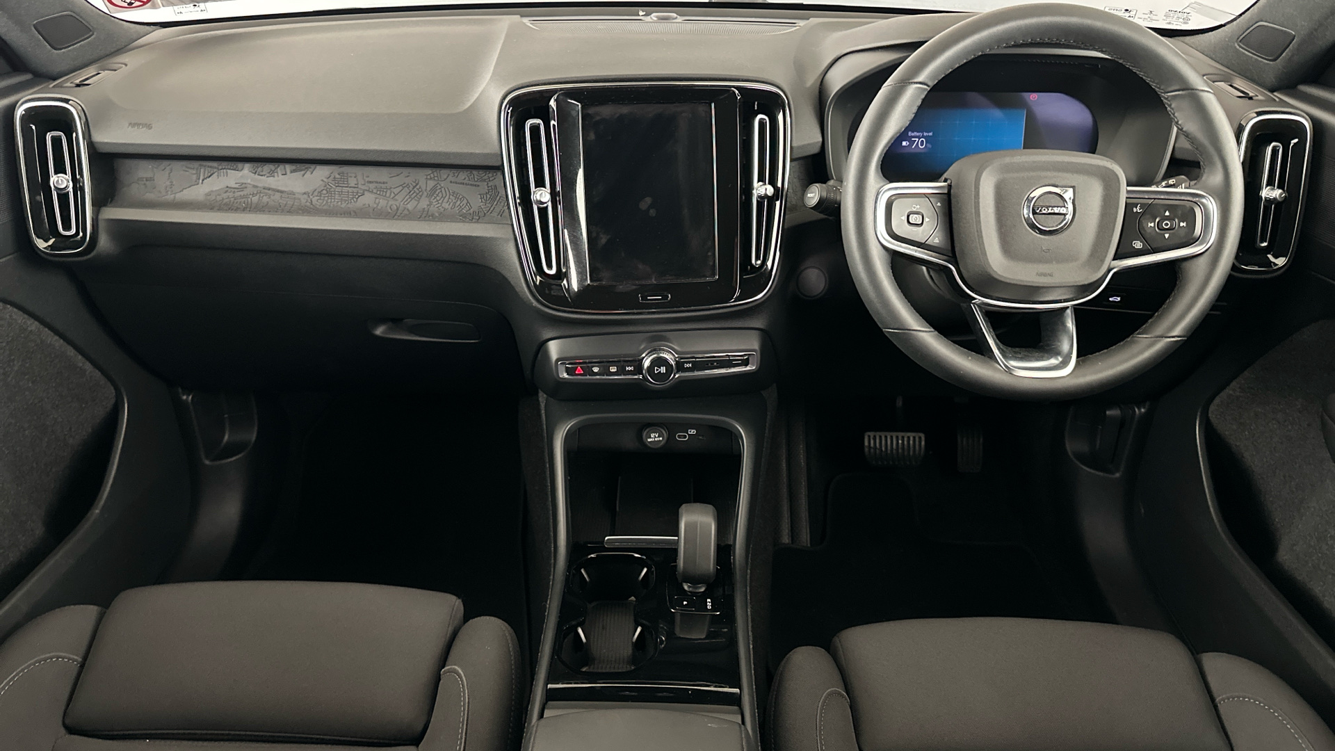 4020718 170kW Recharge Plus 69kWh 5dr Auto