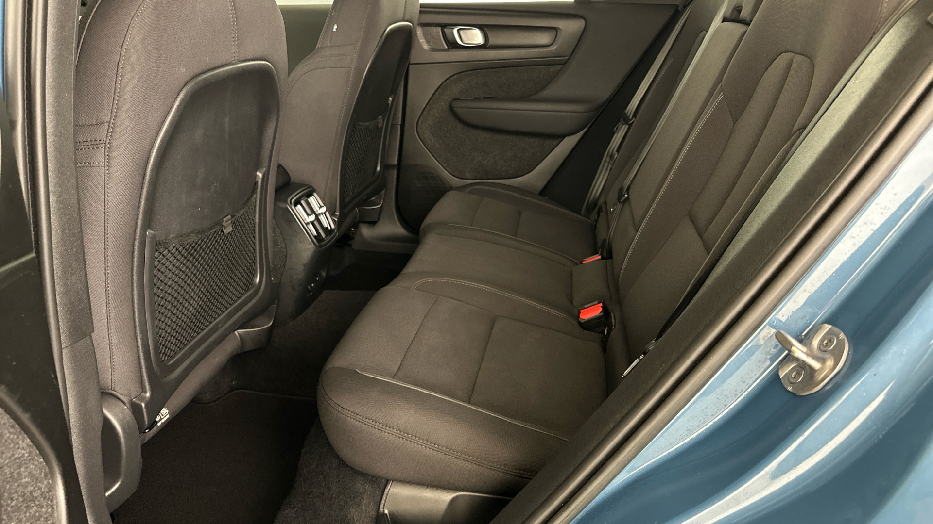 4020718 170kW Recharge Plus 69kWh 5dr Auto