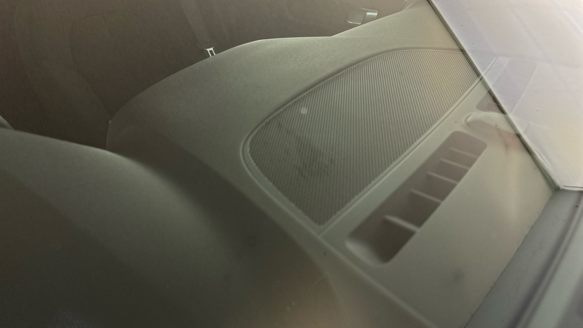 4021002 170kW Recharge Plus 69kWh 5dr Auto