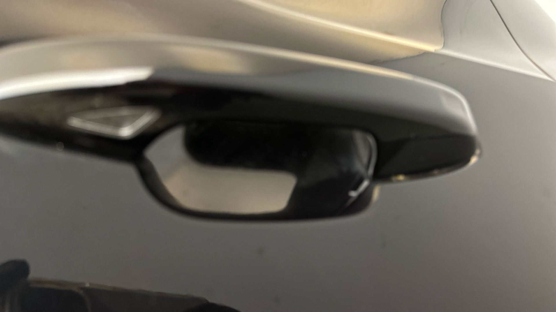 4021002 170kW Recharge Plus 69kWh 5dr Auto