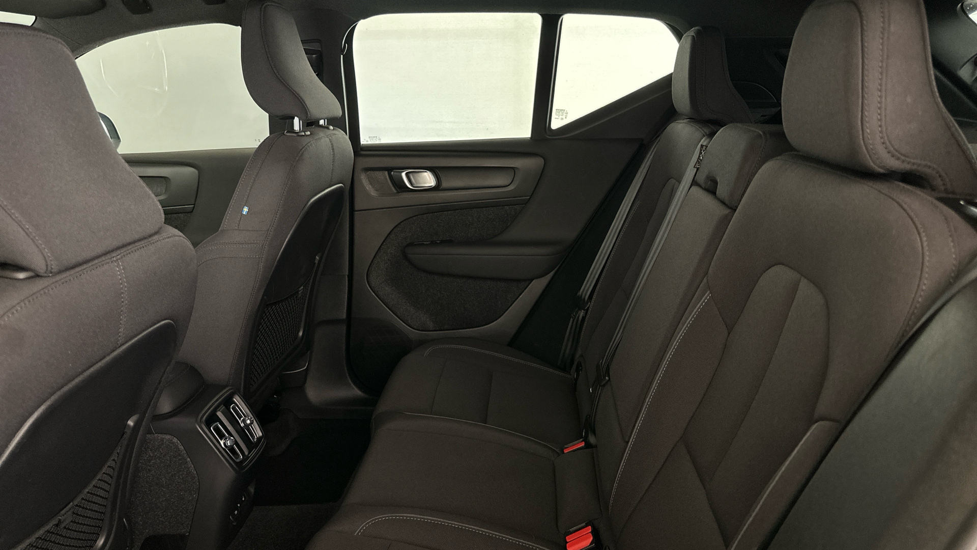 4021002 170kW Recharge Plus 69kWh 5dr Auto