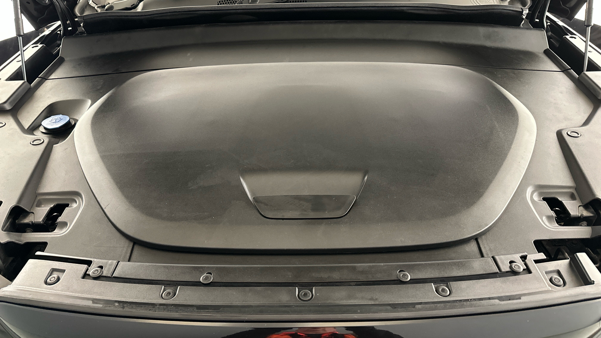 4021002 170kW Recharge Plus 69kWh 5dr Auto