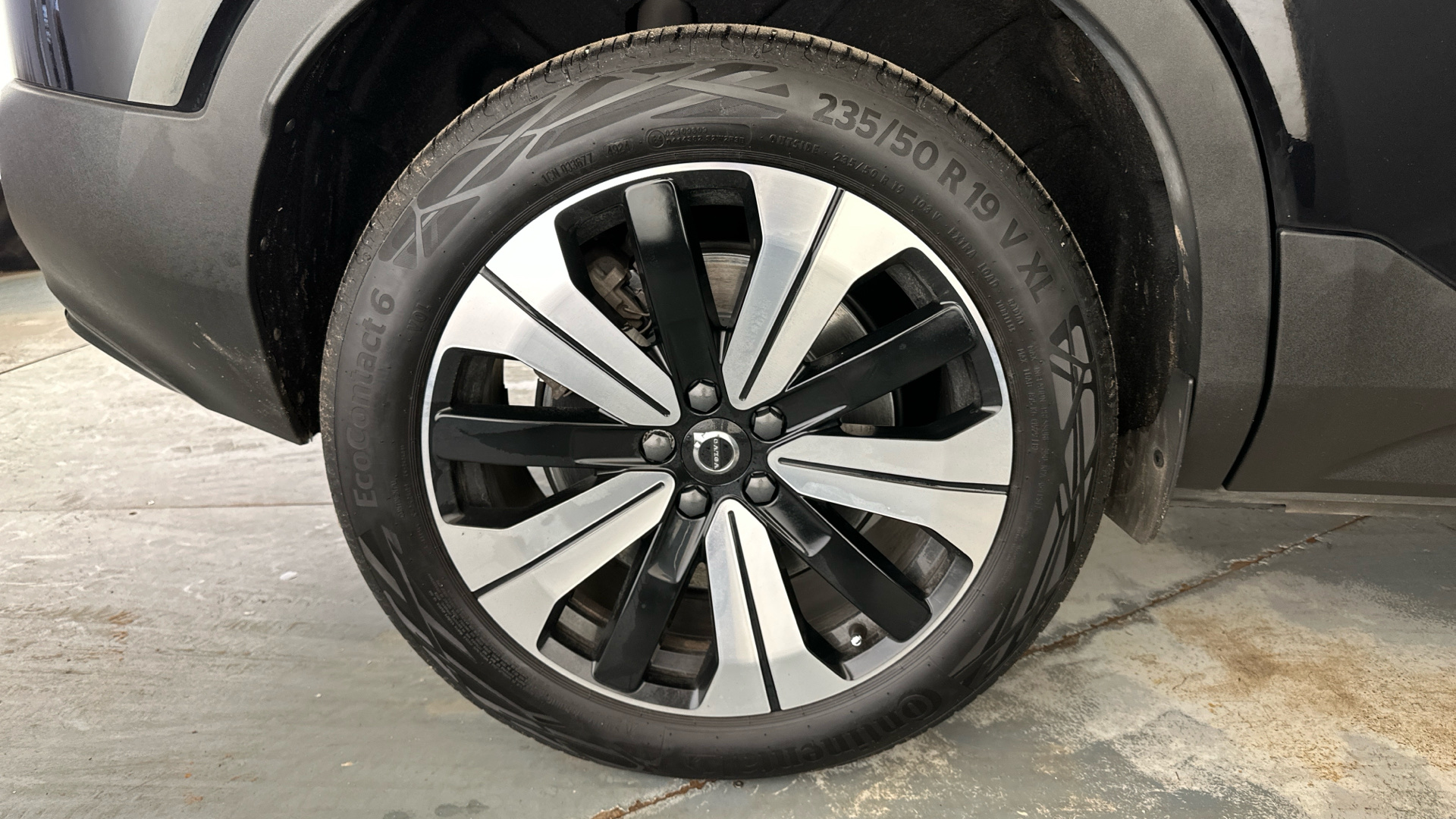 4021002 170kW Recharge Plus 69kWh 5dr Auto