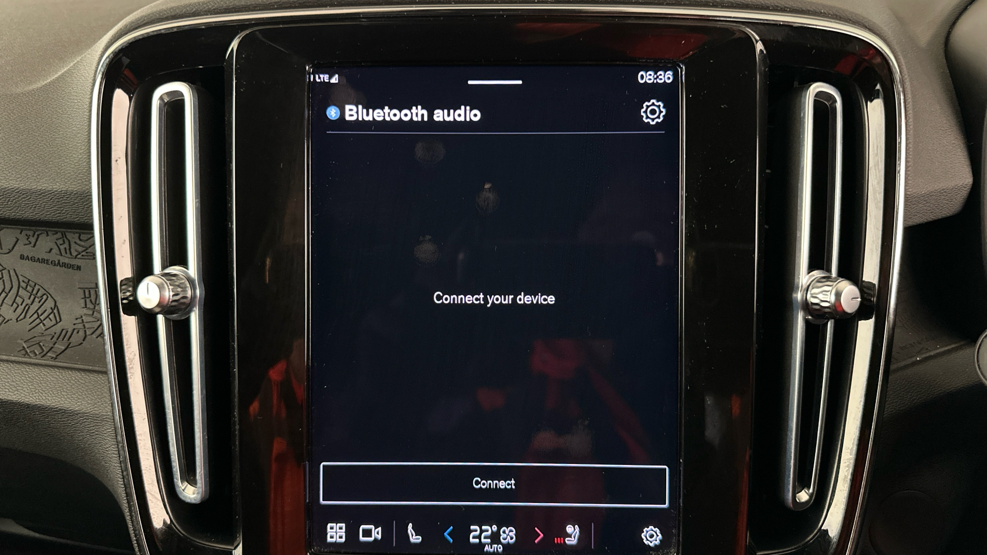 4021002 170kW Recharge Plus 69kWh 5dr Auto