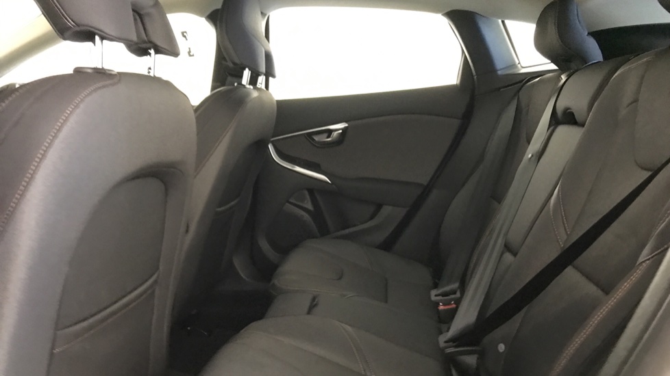 Volvo V40 CC T3 Cross Country Heated Front Seats, Climate Control