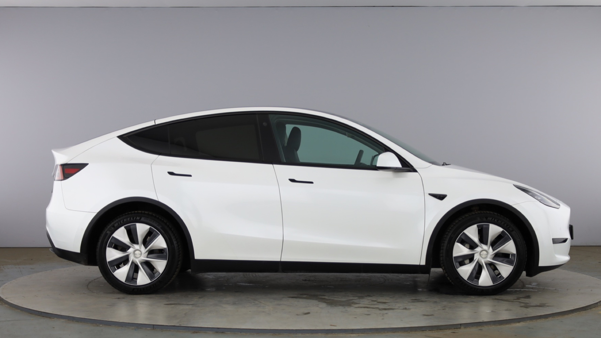 4027575 Long Range AWD 5dr Auto