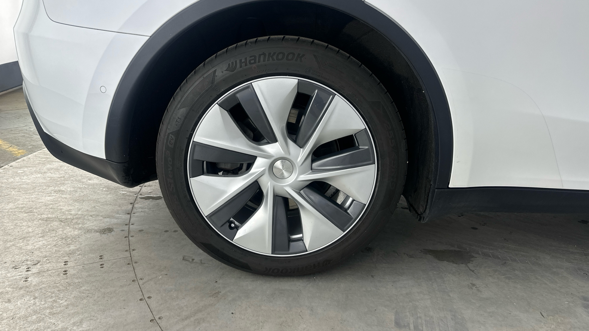 4020833 Long Range AWD 5dr Auto