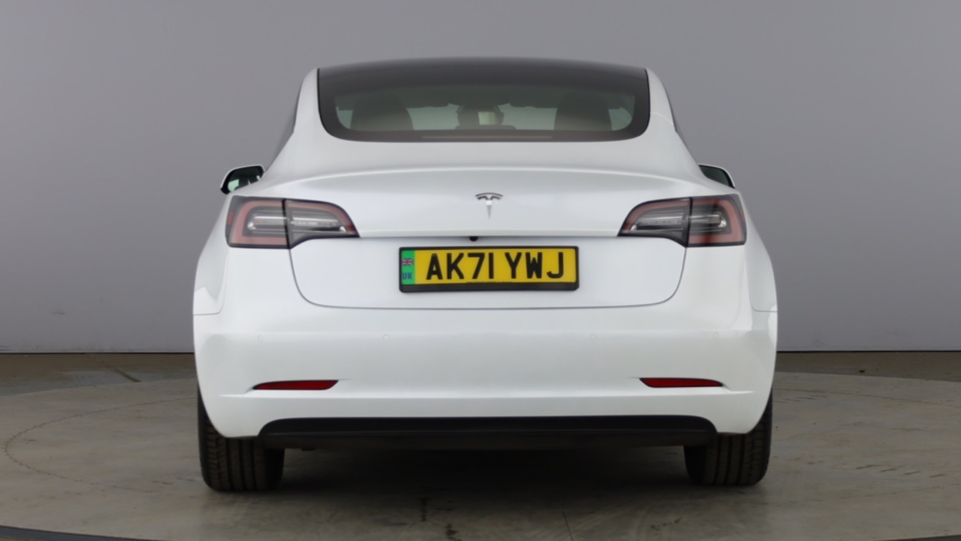 Standard Plus 4dr Auto [2021]