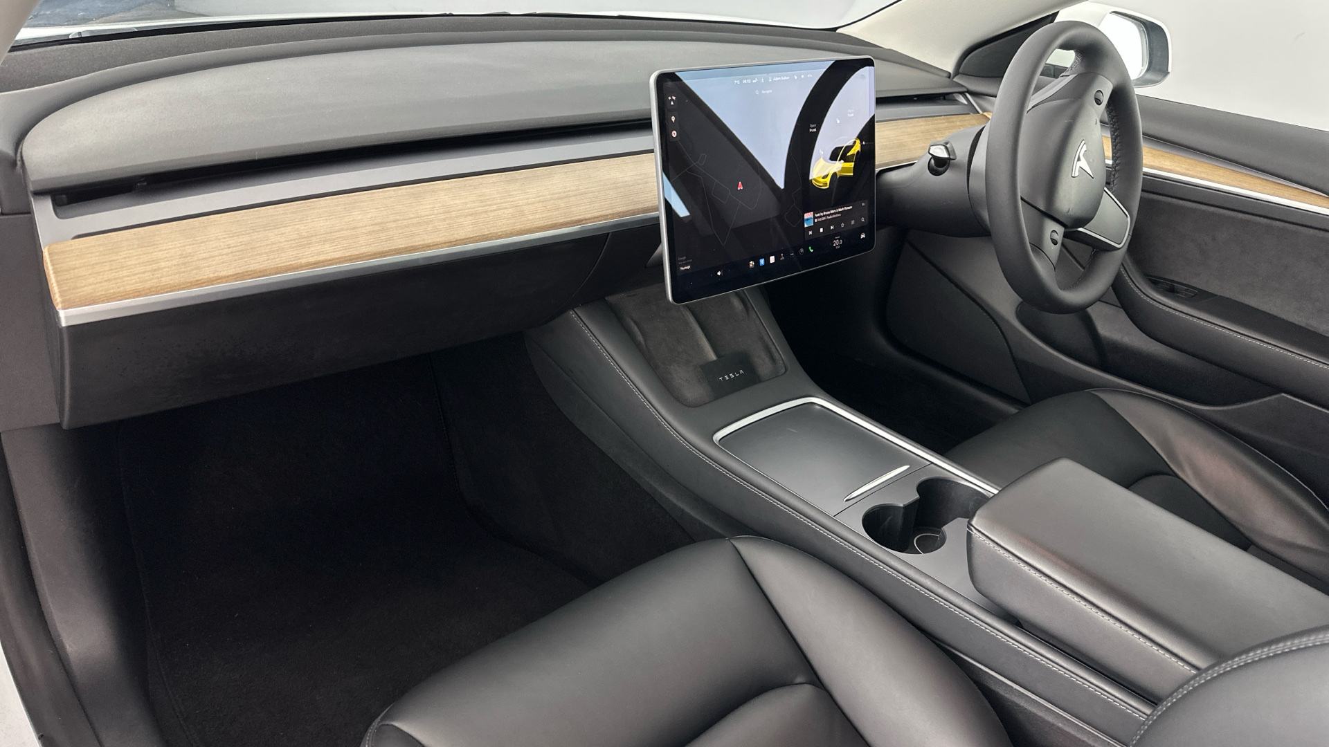 4058355 Standard Plus 4dr Auto