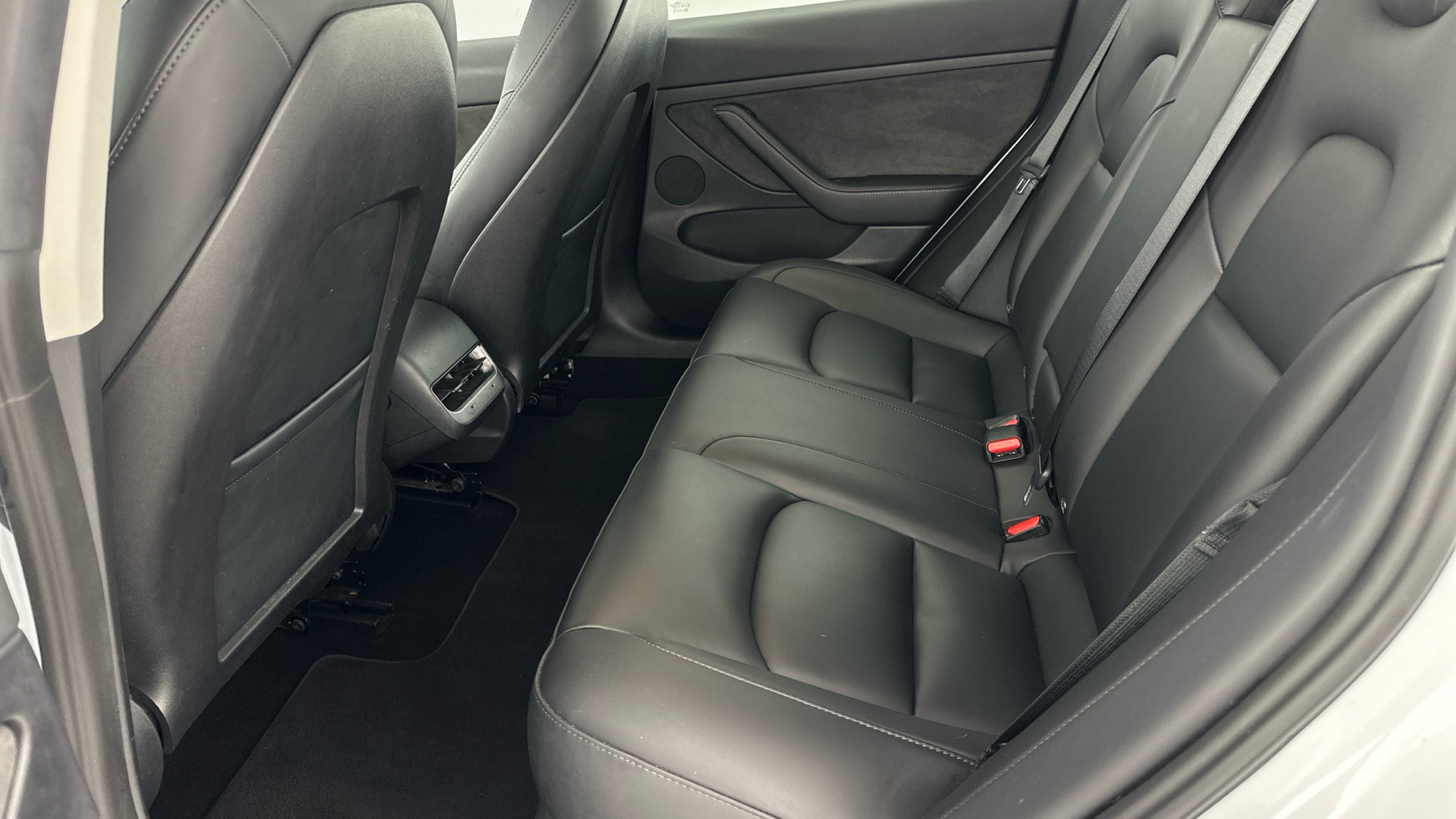 4058355 Standard Plus 4dr Auto