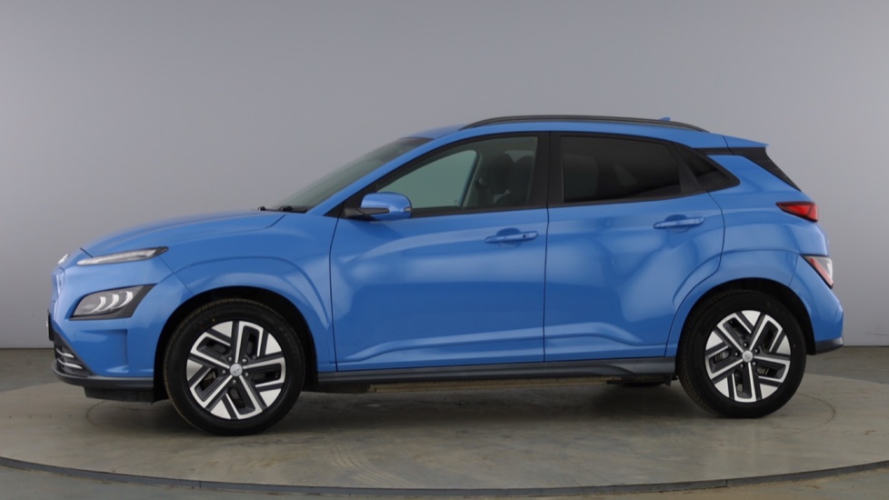 HYUNDAI KONA Image 2