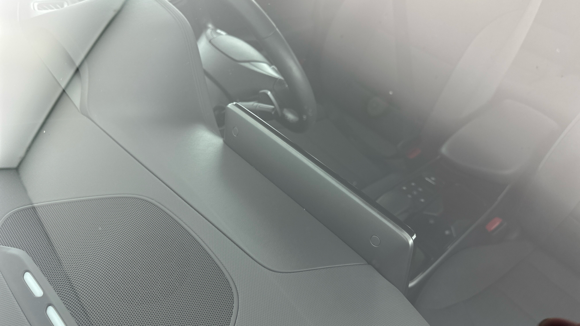 4060150 100kW Premium 38kWh 5dr Auto