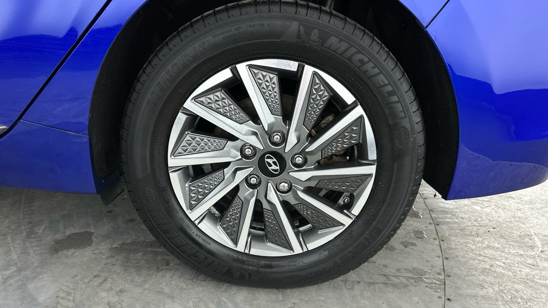 4060150 100kW Premium 38kWh 5dr Auto