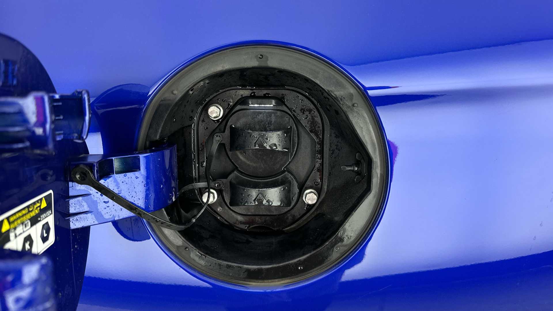 4060150 100kW Premium 38kWh 5dr Auto