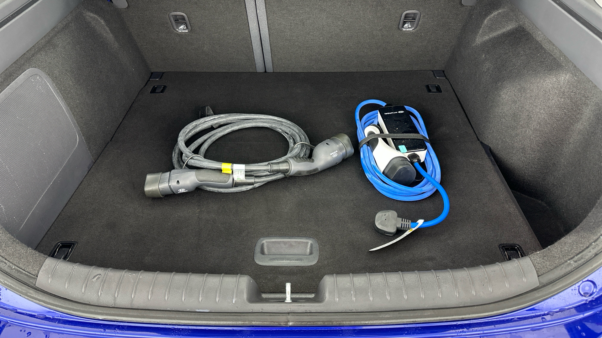 4060150 100kW Premium 38kWh 5dr Auto