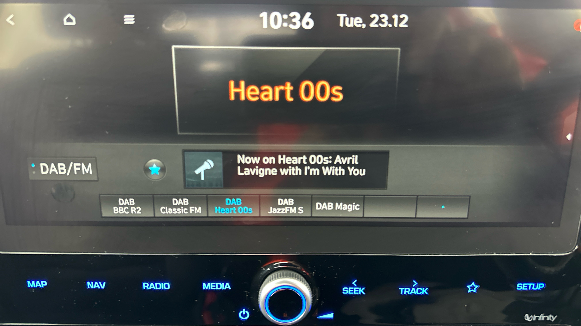 4060150 100kW Premium 38kWh 5dr Auto