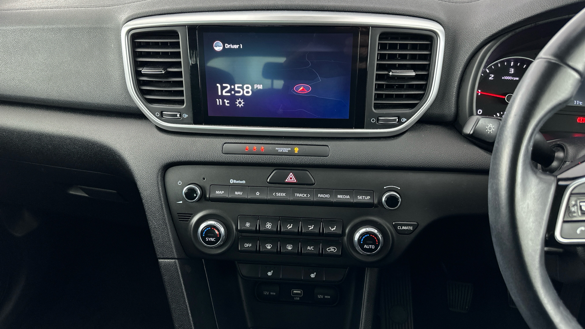 4049526 1.6 CRDi 48V ISG 2 5dr