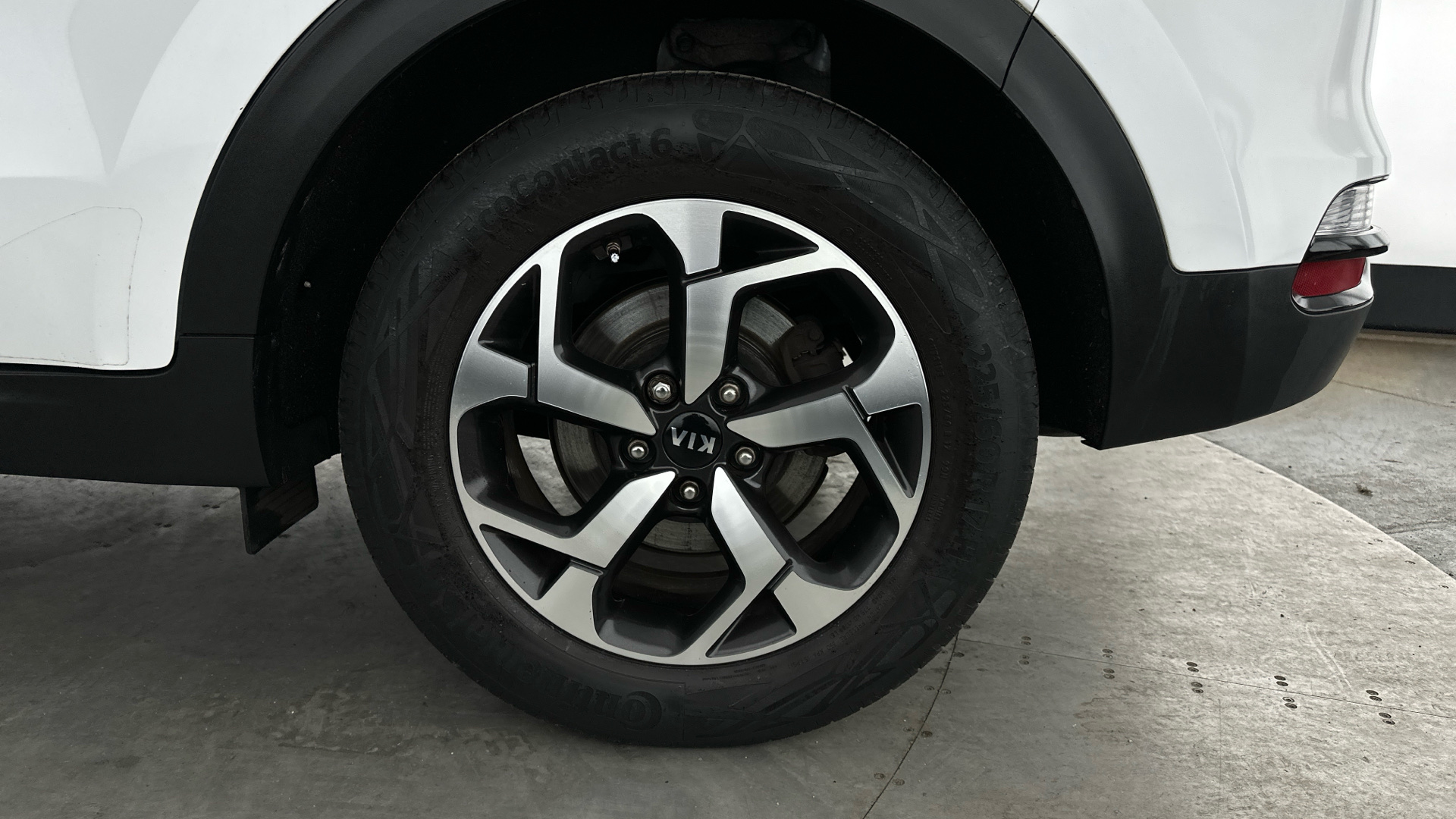 4049526 1.6 CRDi 48V ISG 2 5dr