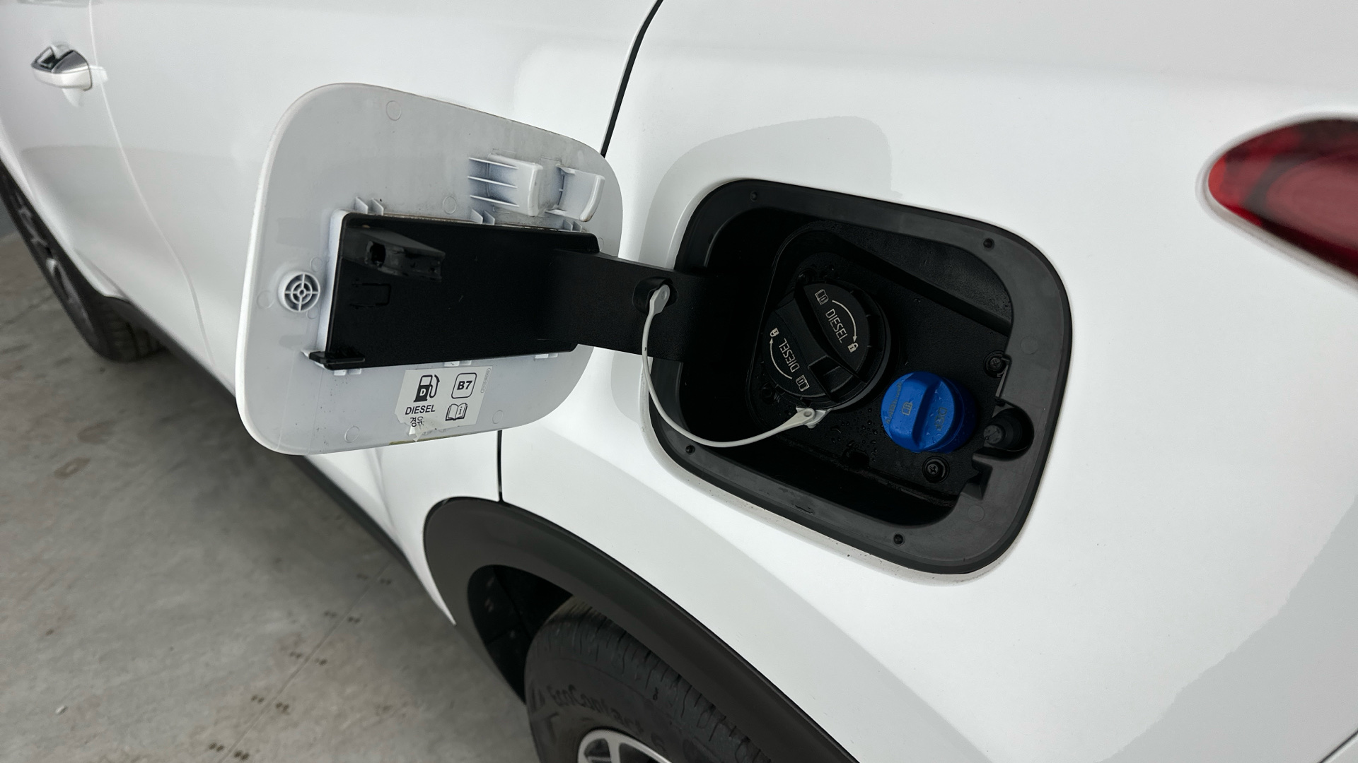 4049526 1.6 CRDi 48V ISG 2 5dr