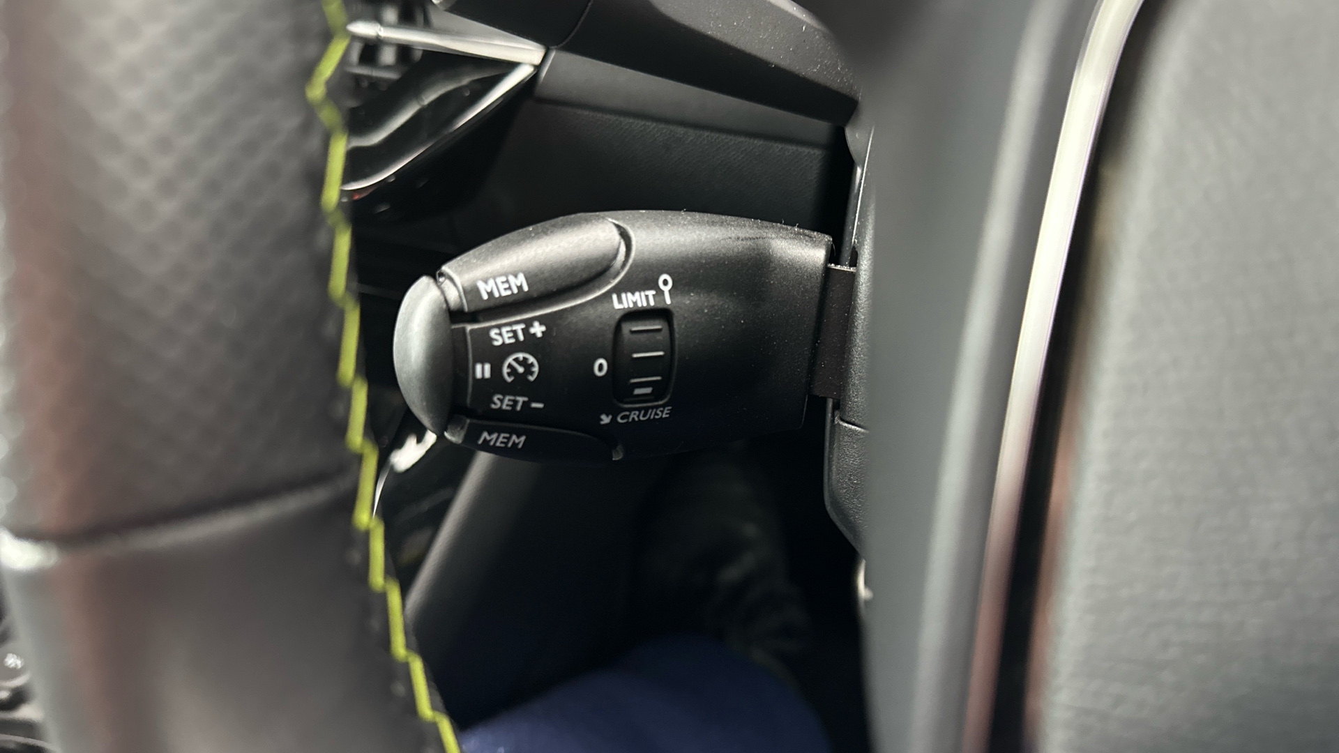 4020889 100kW GT 50kWh 5dr Auto