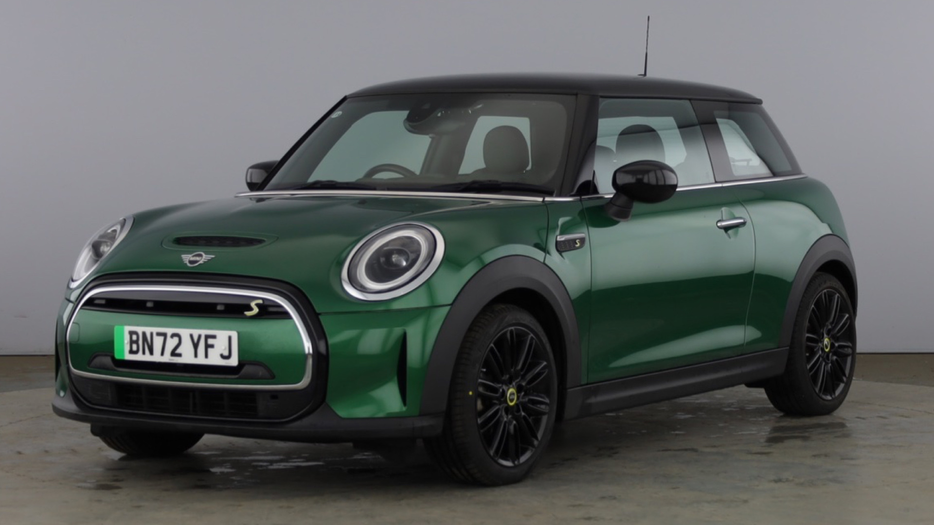 Mini Hatchback Electric 135kW Cooper S Level 2 33kWh 3dr Auto