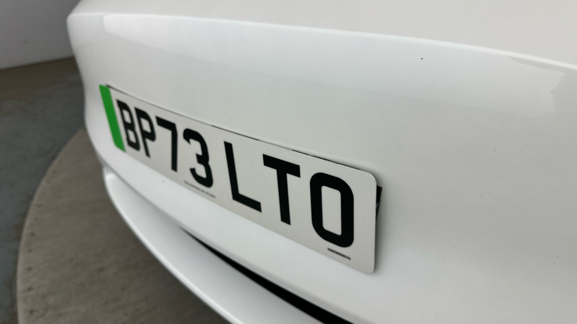 4020881 RWD 5dr Auto