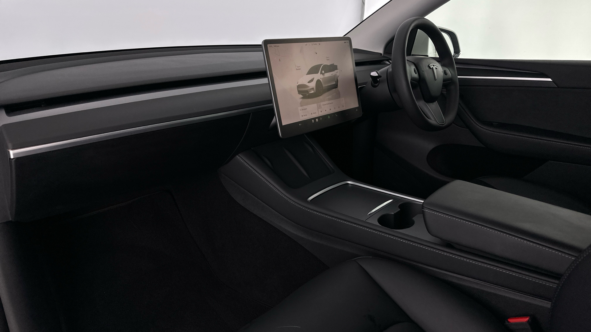 4020881 RWD 5dr Auto