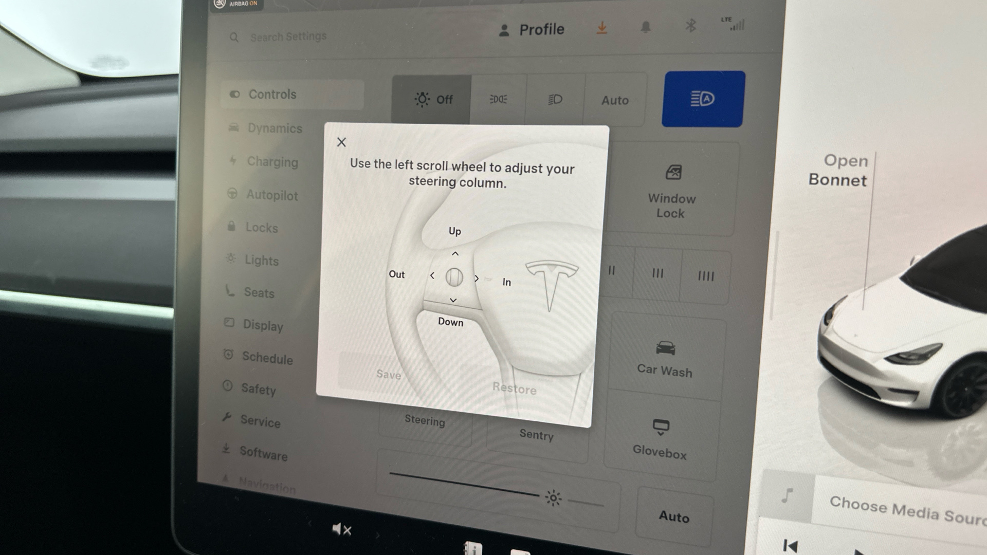 4020881 RWD 5dr Auto