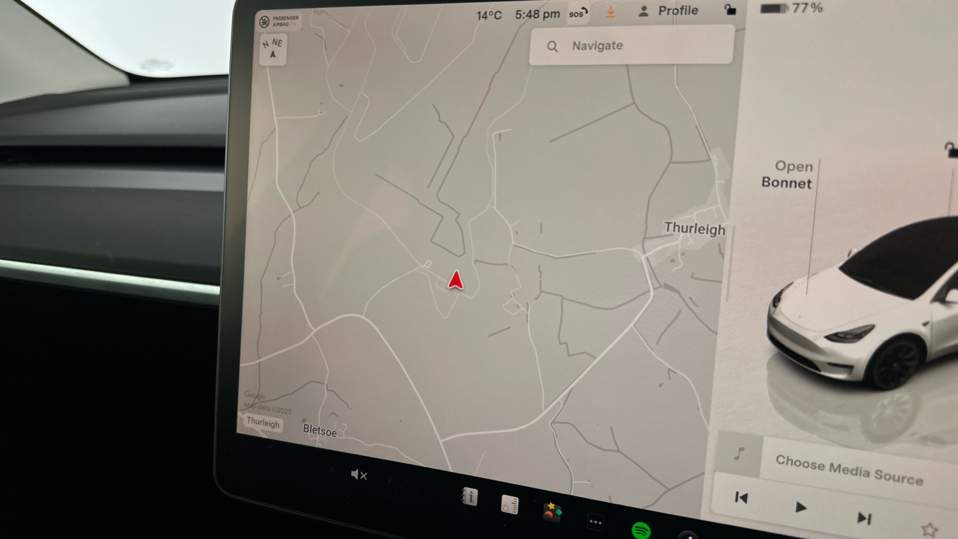 4020881 RWD 5dr Auto