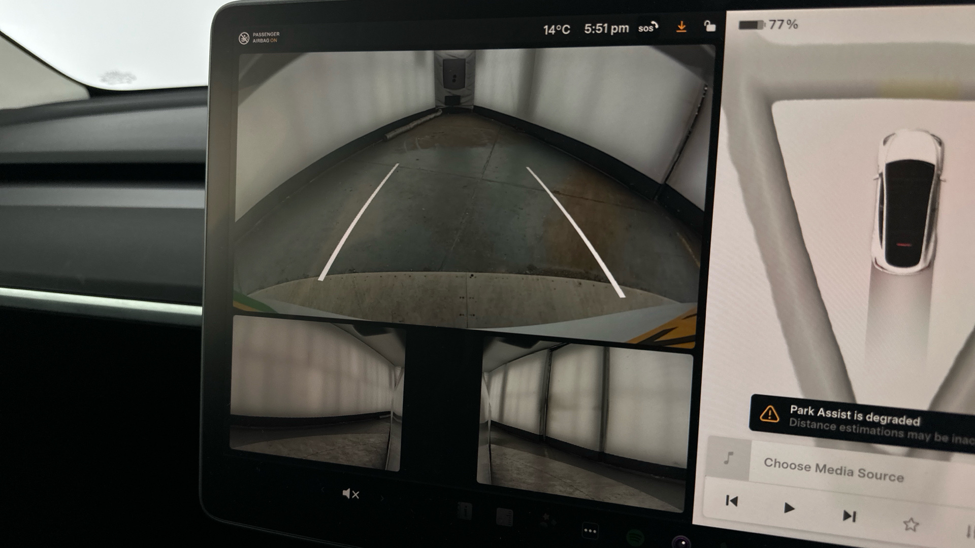 4020881 RWD 5dr Auto