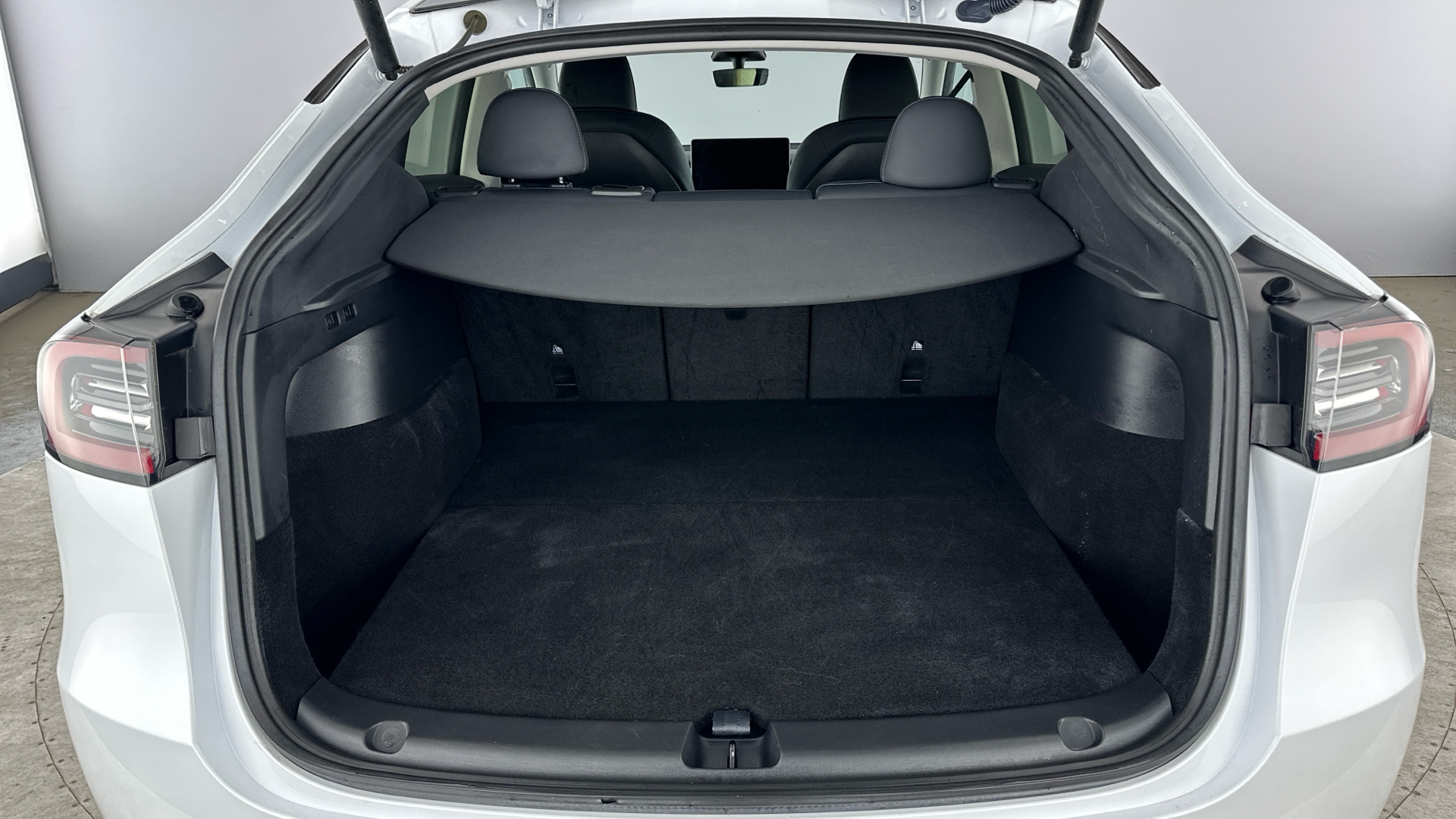 4027727 Long Range AWD 5dr Auto