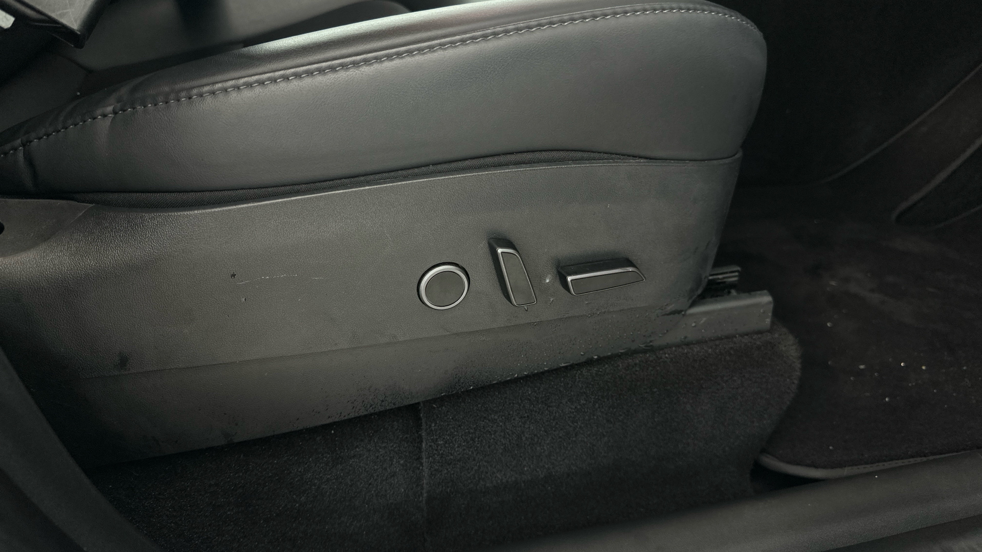 4027727 Long Range AWD 5dr Auto