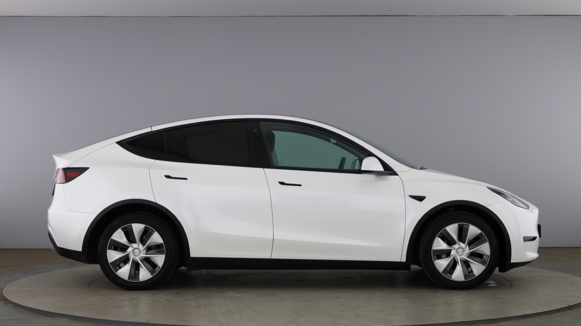 4020712 Long Range AWD 5dr Auto