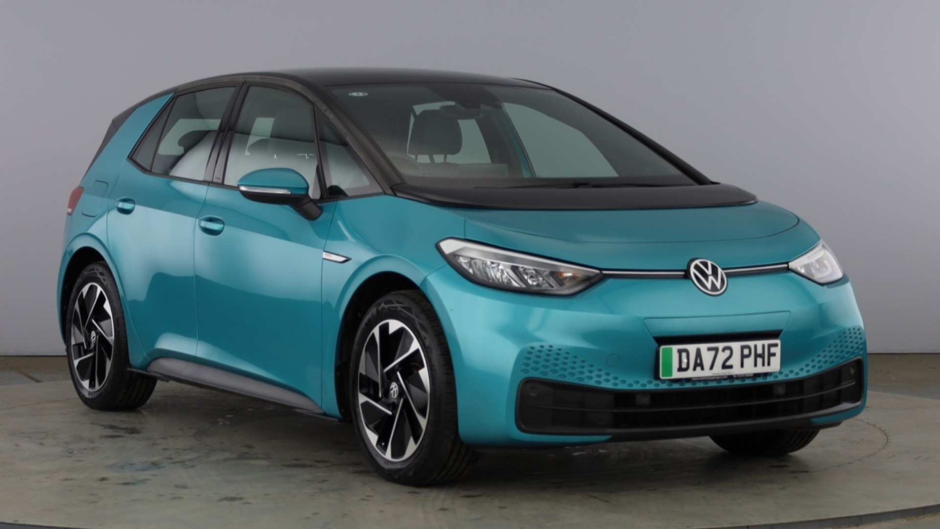 4049547 150kW Life Pro Performance 58kWh 5dr Auto