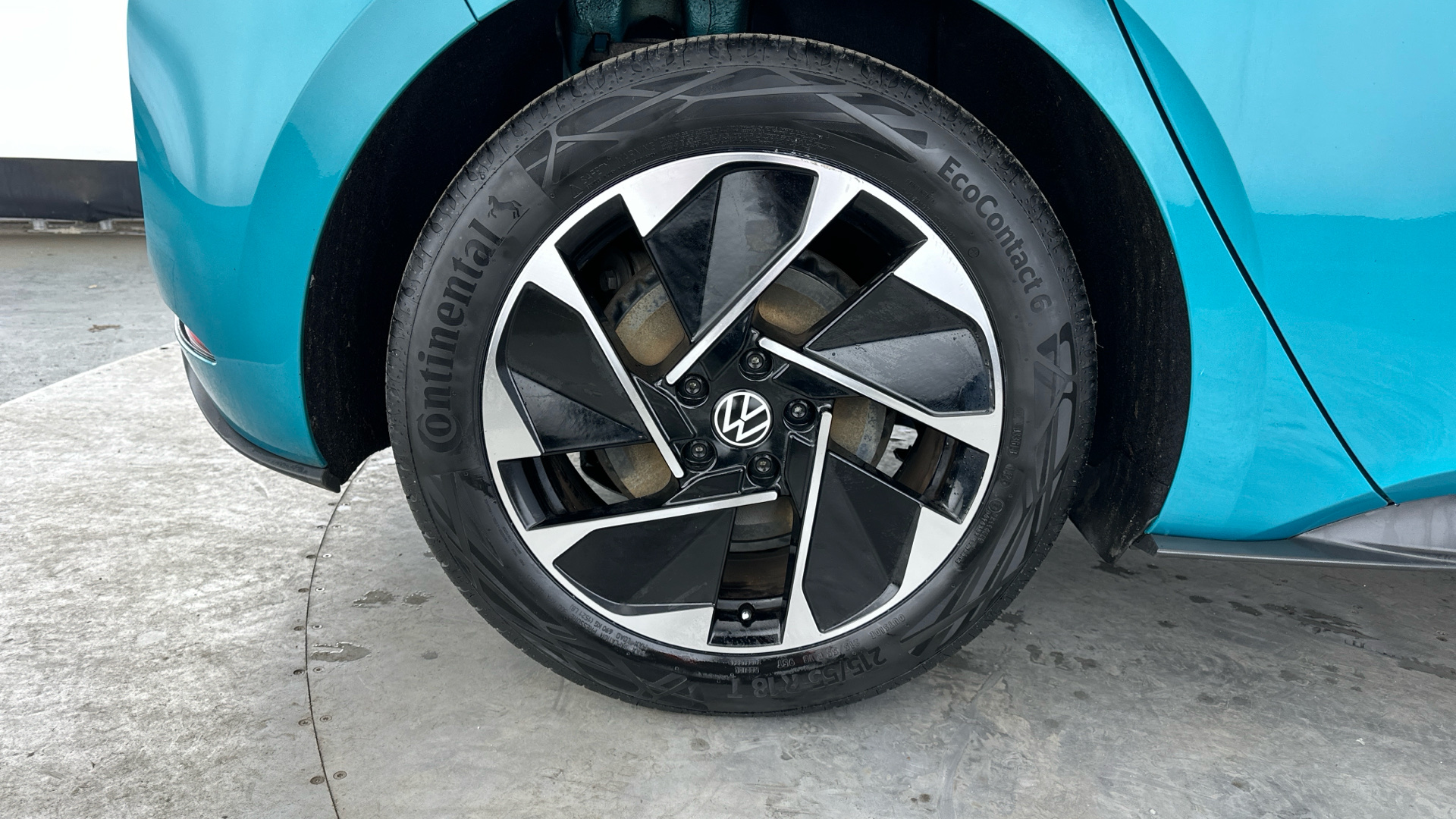 4049547 150kW Life Pro Performance 58kWh 5dr Auto