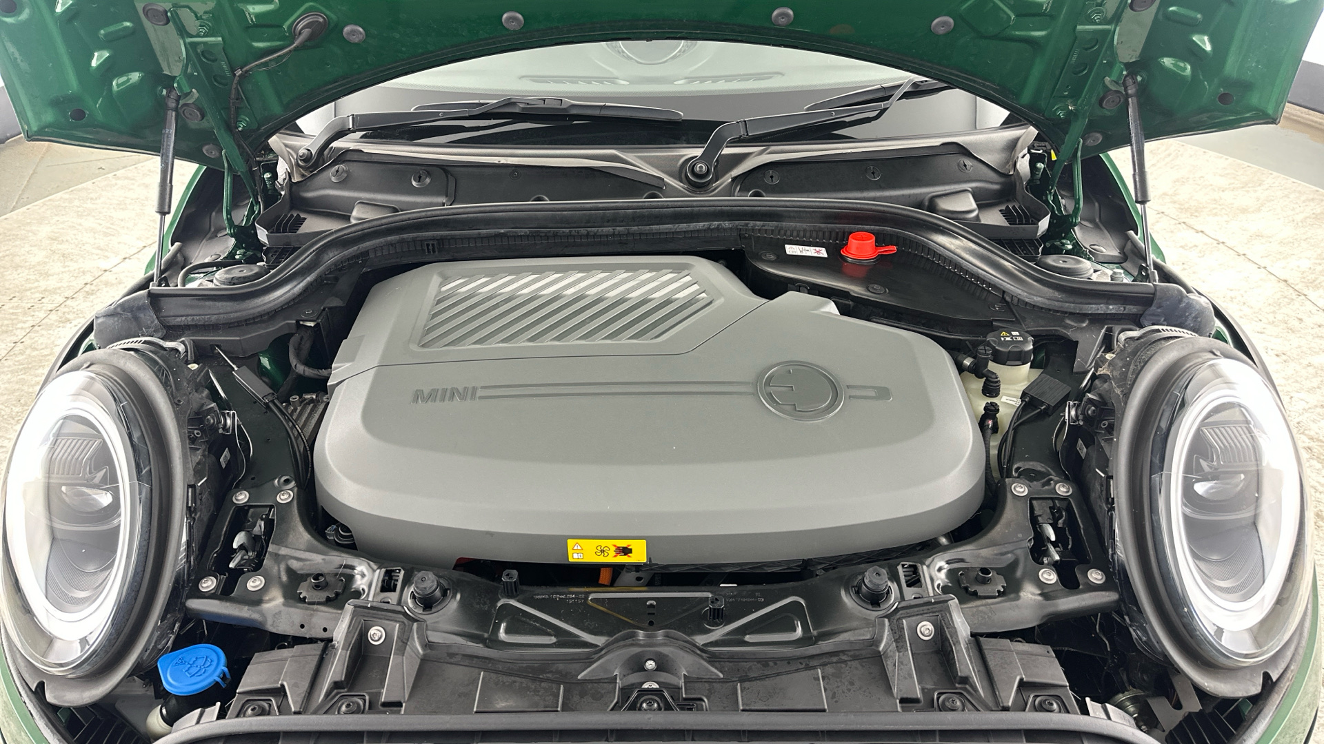 4021008 135kW Cooper S Level 2 33kWh 3dr Auto