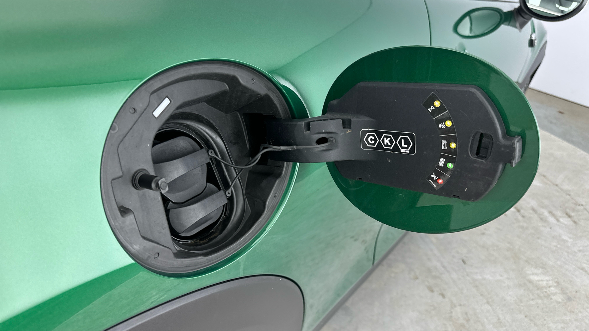 4021008 135kW Cooper S Level 2 33kWh 3dr Auto