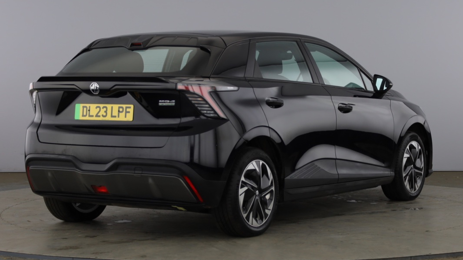 4027782 125kW SE EV 51kWh 5dr Auto