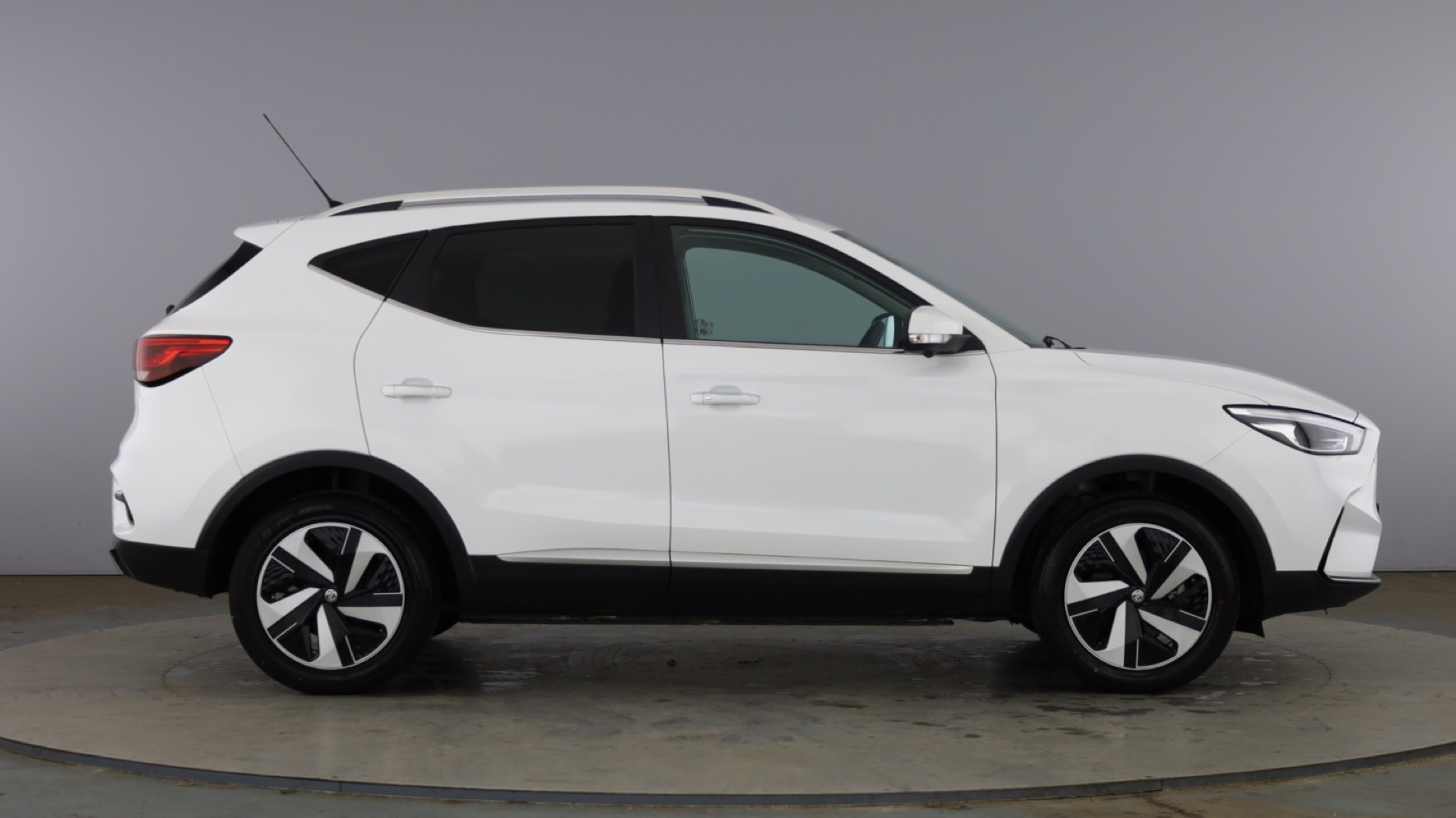 4020934 130kW Trophy EV 51kWh 5dr Auto