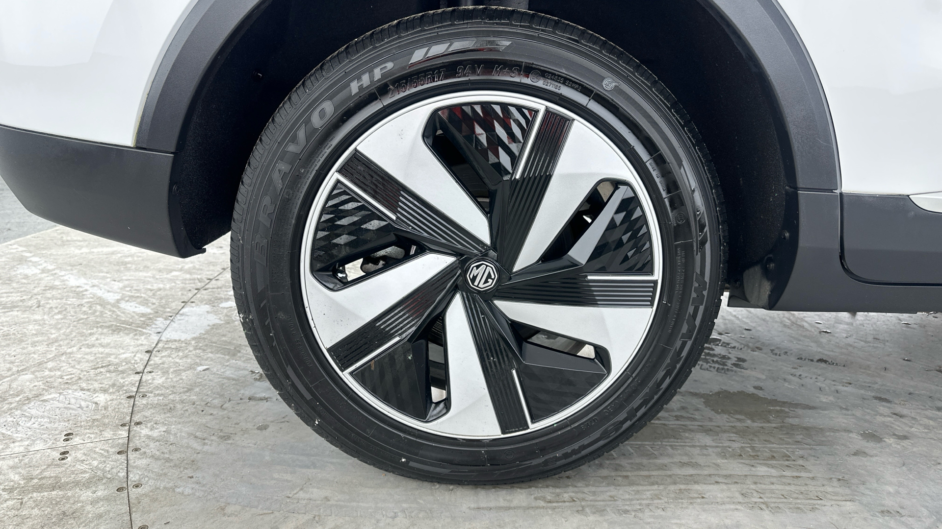 4020934 130kW Trophy EV 51kWh 5dr Auto