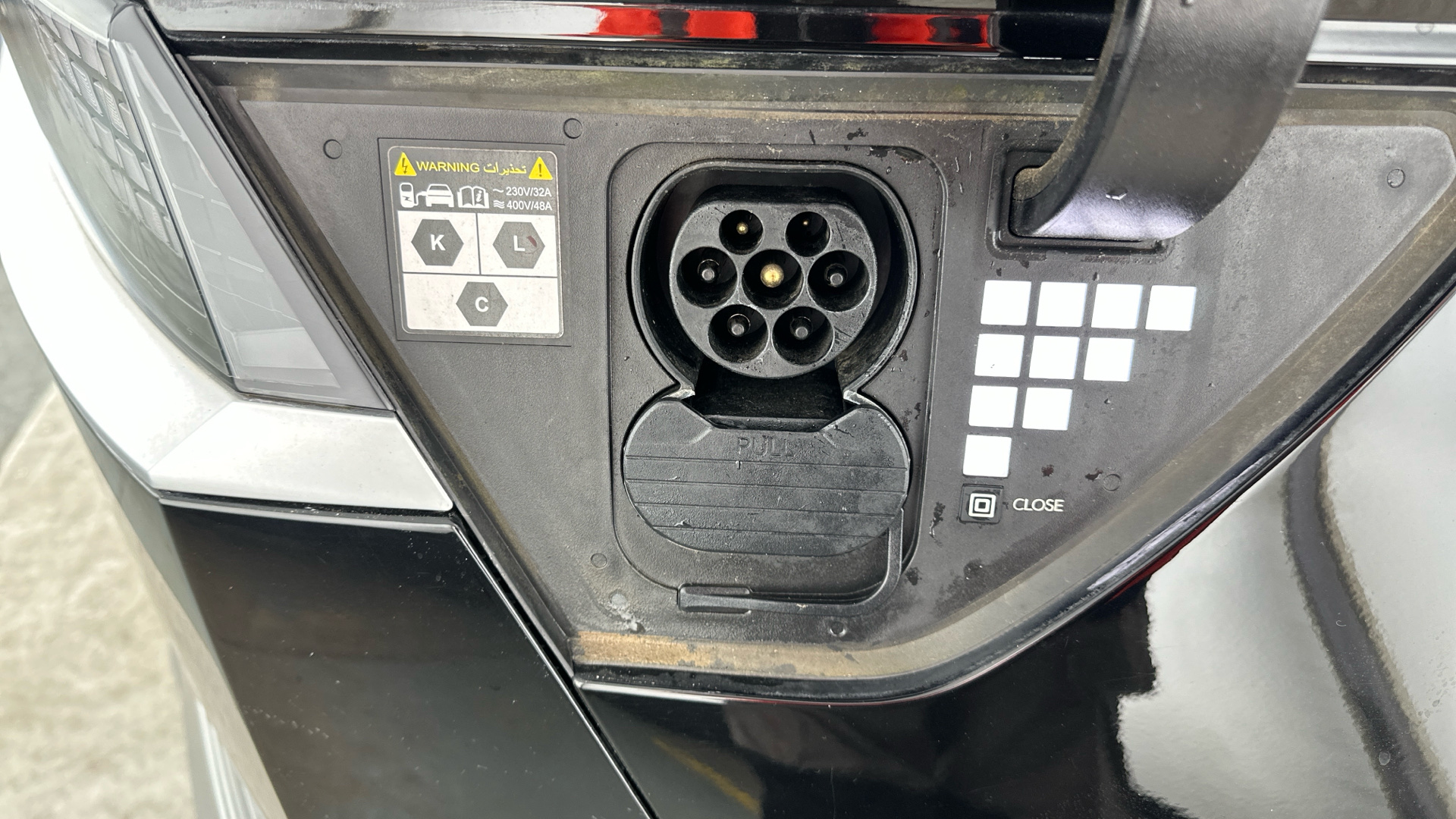 4020932 160kW Premium 73 kWh 5dr Auto