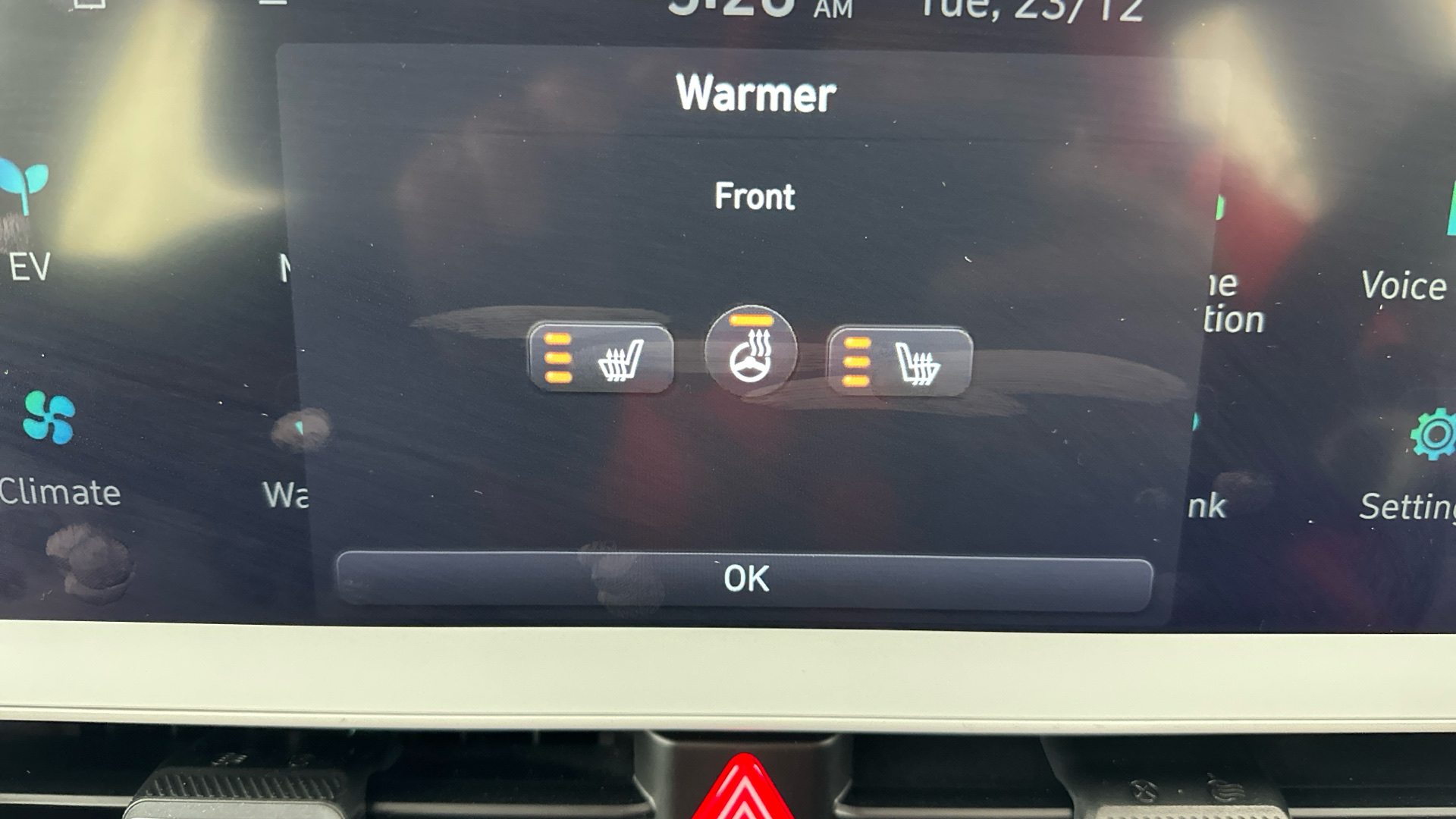 4020932 160kW Premium 73 kWh 5dr Auto